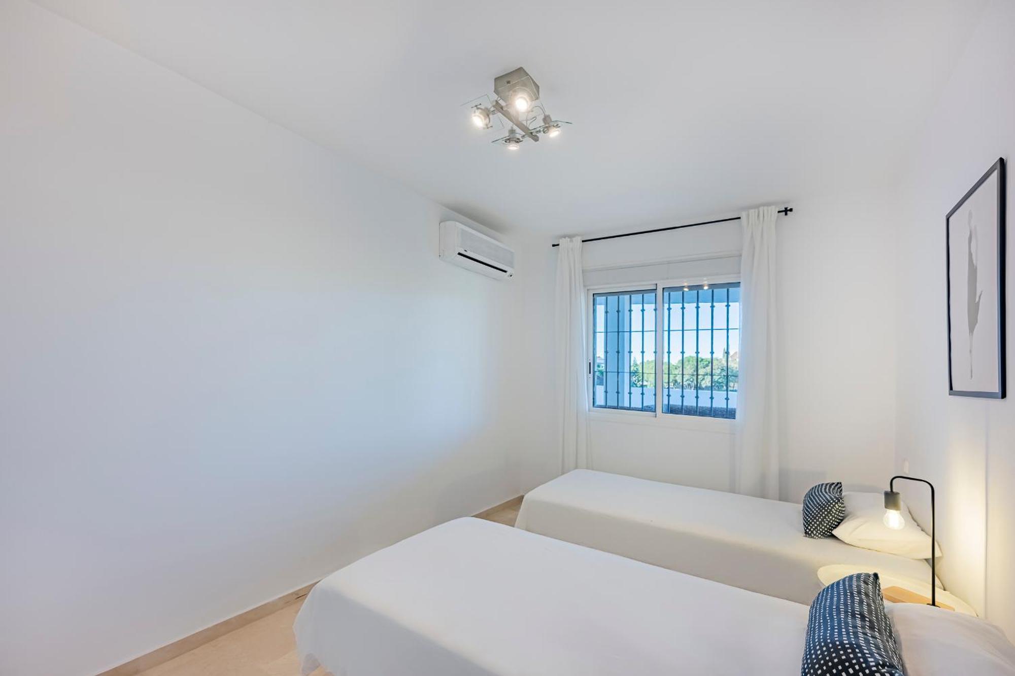 Apartment Rent Prestige- Jardines Andalucia Puerto Banus *