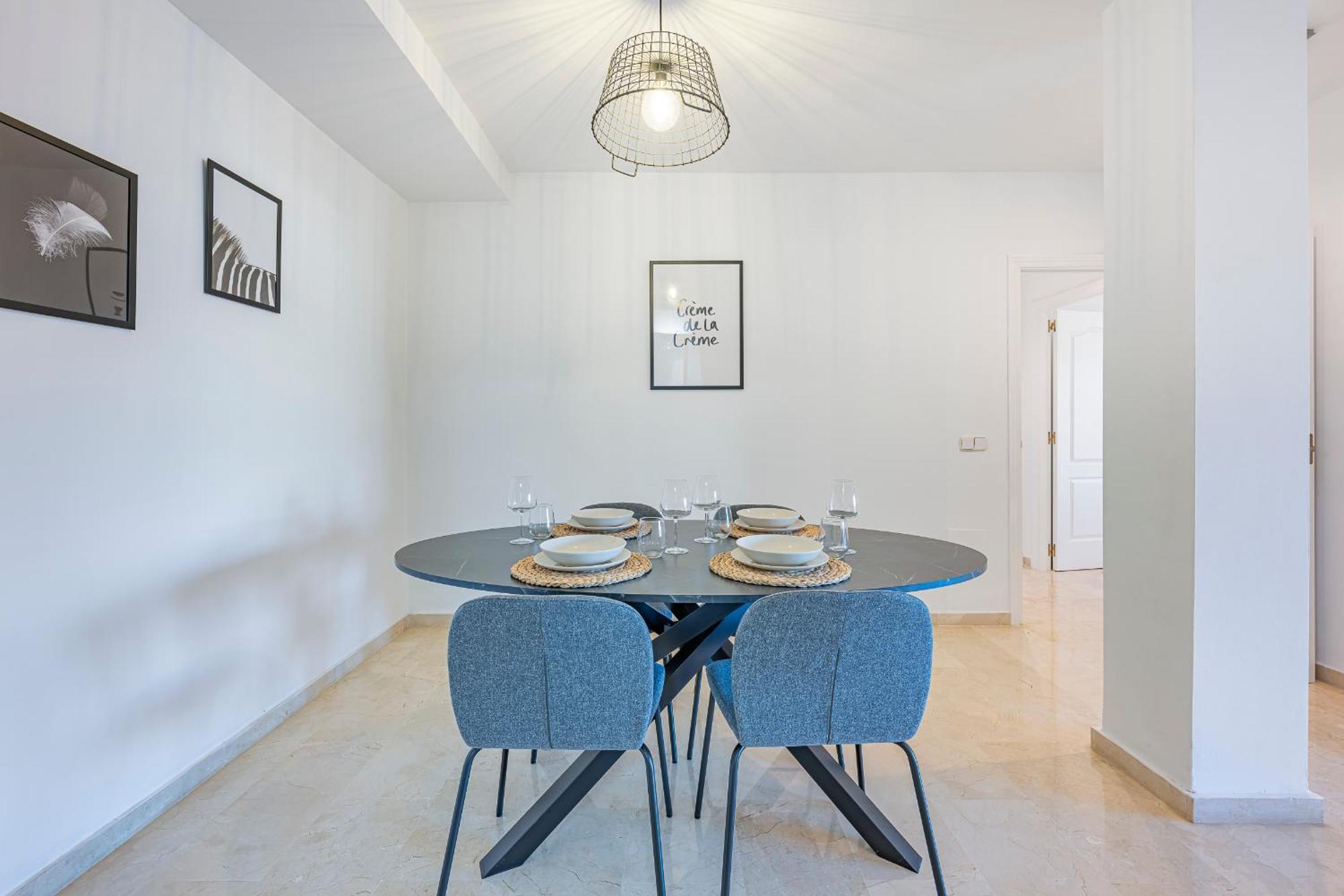 Rent Prestige- Jardines Andalucia Puerto Banus Apartment *