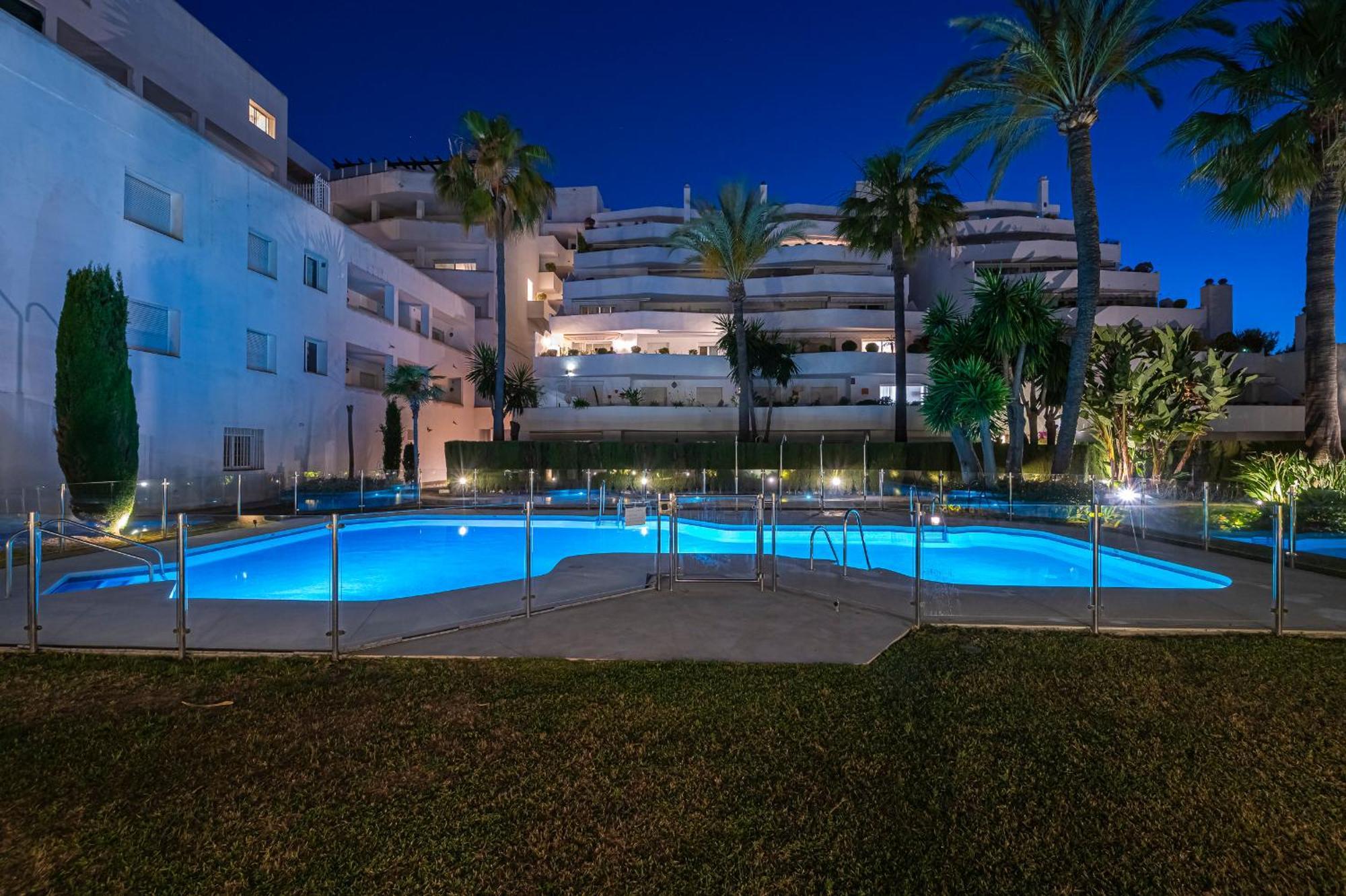 Rent Prestige- Jardines Andalucia Puerto Banus